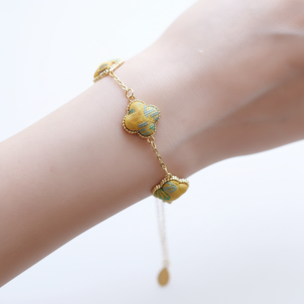 Four-Leaf Clover Chain Bracelet