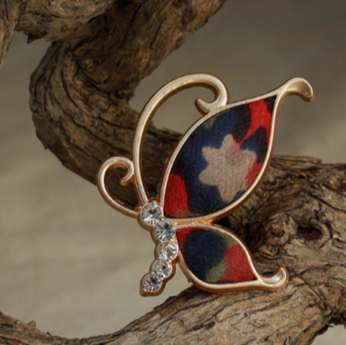 Xiangyunsha butterfly brooch in crimson floral Xiangyunsha with rose gold-tone frame and crystal rhinestones